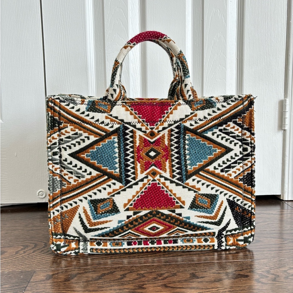 Zara embroidery tote bag